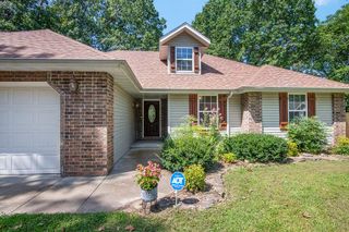 1496 S Alice Gayle Circle, Nixa, MO 65714