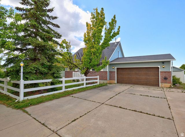 4717 S 3700 W, Roy, UT 84067