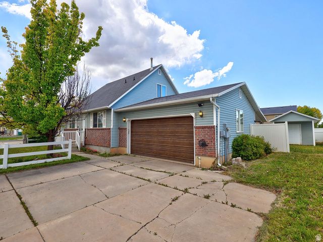 4717 S 3700 W, Roy, UT 84067