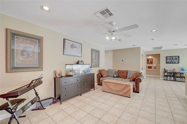 3849 Cranbrook Hill Street, Las Vegas, NV 89129