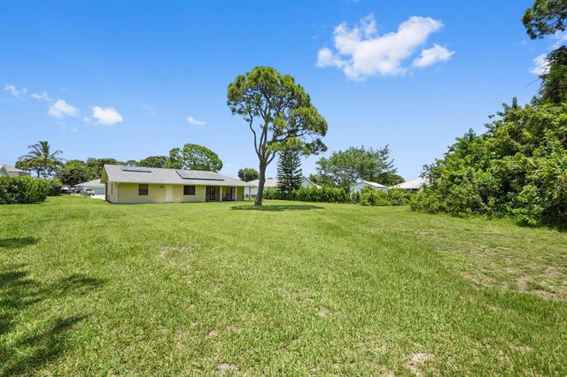 2586 SE Jason Avenue, Port St Lucie, FL 34952