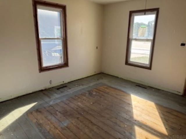 808 W 1st Street, Independence, IA 50644