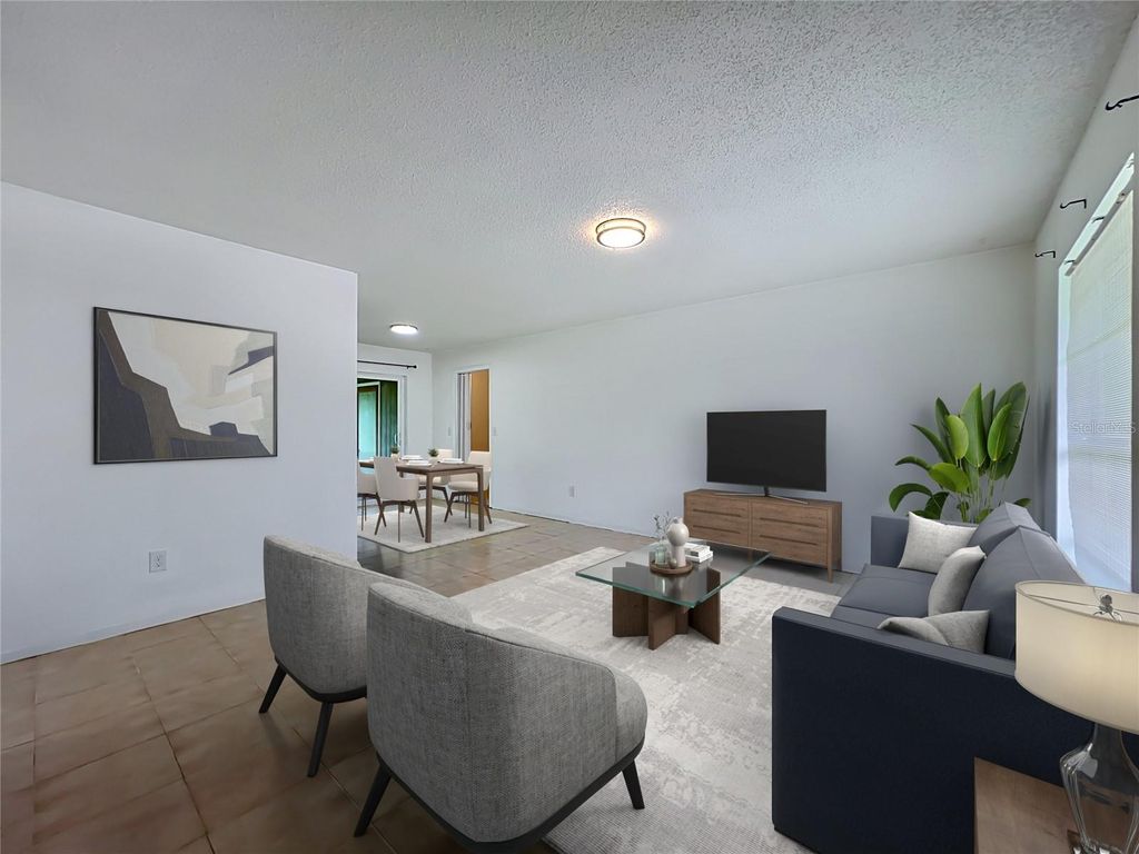 Image 3 of property listing at 7701 COOT STREET, Orlando, FL 32822