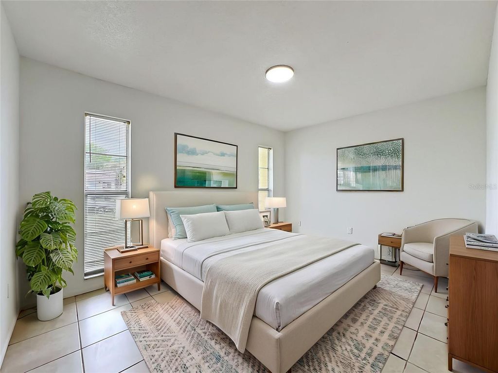 Image 9 of property listing at 7701 COOT STREET, Orlando, FL 32822