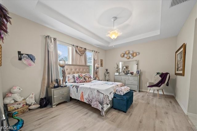 2714 Brightside CT, Cape Coral, FL 33991