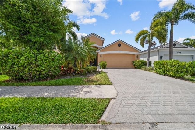 2714 Brightside CT, Cape Coral, FL 33991