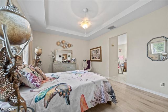 2714 Brightside CT, Cape Coral, FL 33991