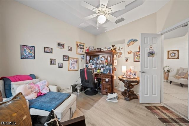 2714 Brightside CT, Cape Coral, FL 33991