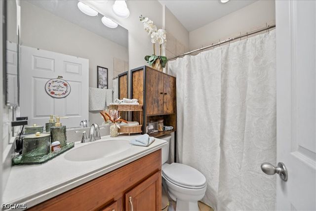 2714 Brightside CT, Cape Coral, FL 33991