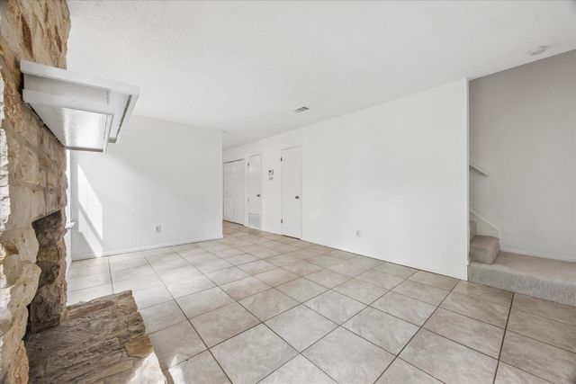 8202 Mescalero DR A, Austin, TX 78736