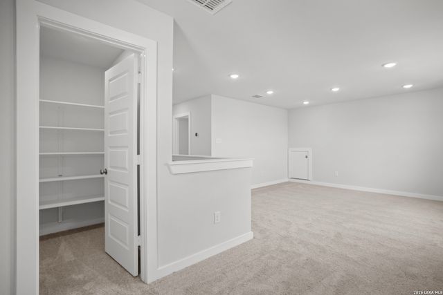 5618 Franklin Hills, Von Ormy, TX 78073