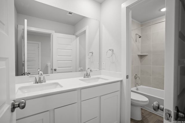 5618 Franklin Hills, Von Ormy, TX 78073