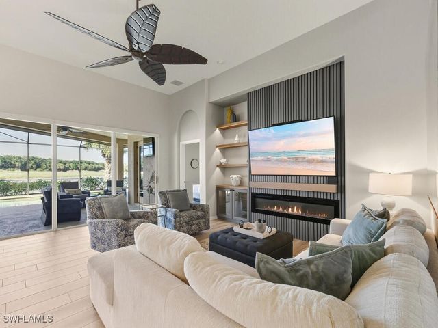 10304 Porto Romano DR, Miromar Lakes, FL 33913