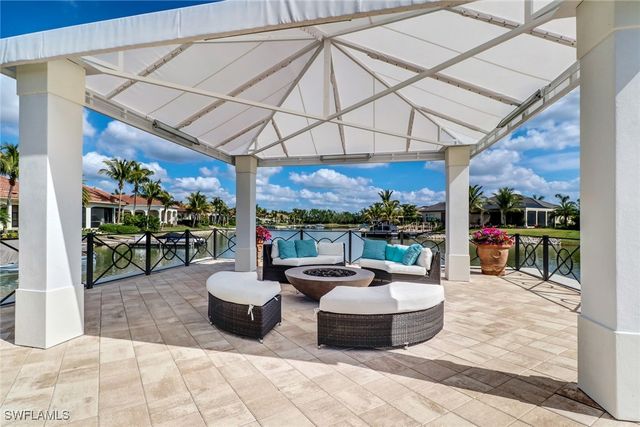 10304 Porto Romano DR, Miromar Lakes, FL 33913