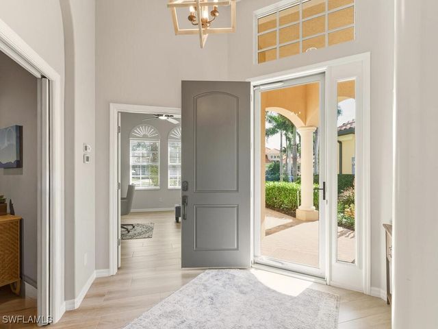 10304 Porto Romano DR, Miromar Lakes, FL 33913