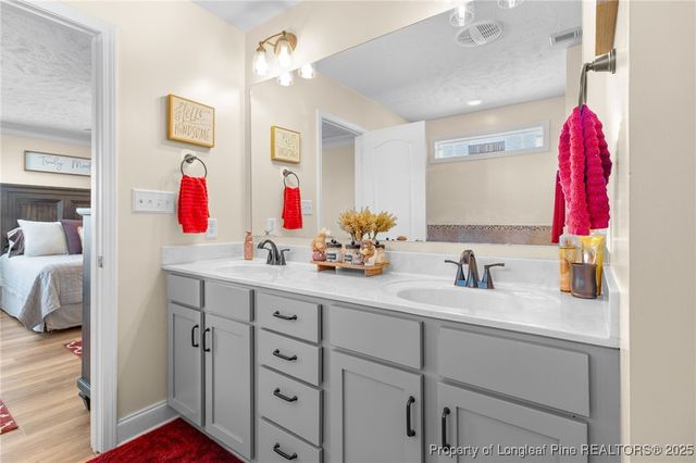 4831 Veasey Mill Drive, Wade, NC 28395