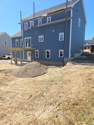 77 Jennings Rd, Charlton, MA 01507