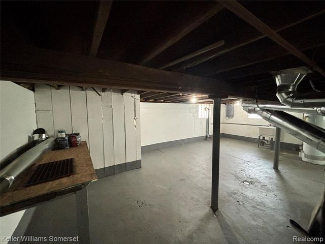 242 Ferris Street, Highland Park, MI 48203