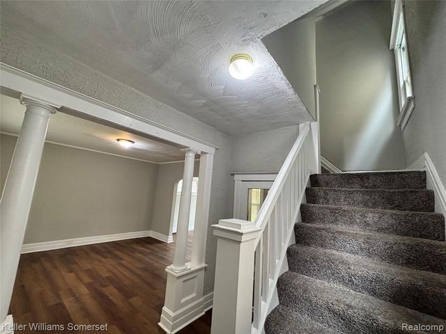242 Ferris Street, Highland Park, MI 48203