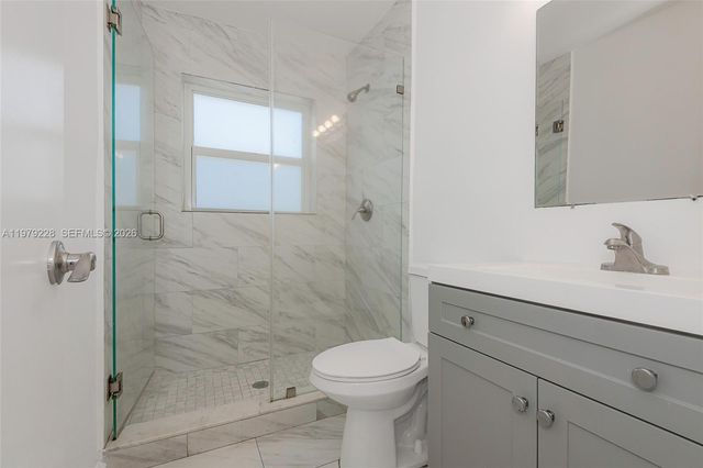 1914 Dewey St B, Hollywood, FL 33020