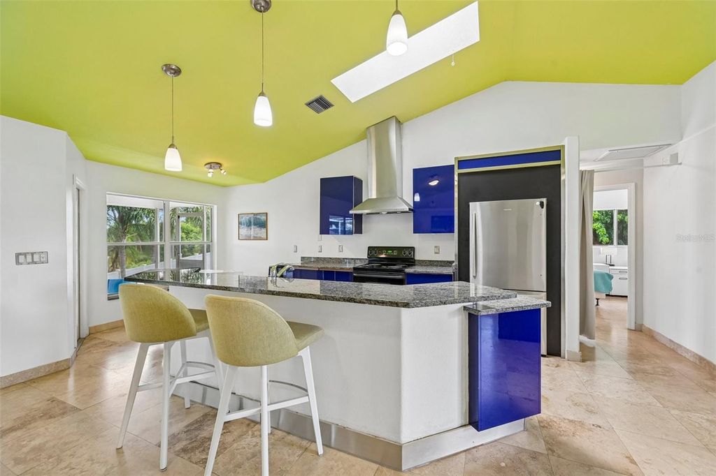 Image 13 of property listing at 6701 3RD STREET W, Bradenton, FL 34207