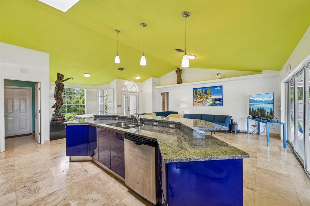 Image 14 of property listing at 6701 3RD STREET W, Bradenton, FL 34207