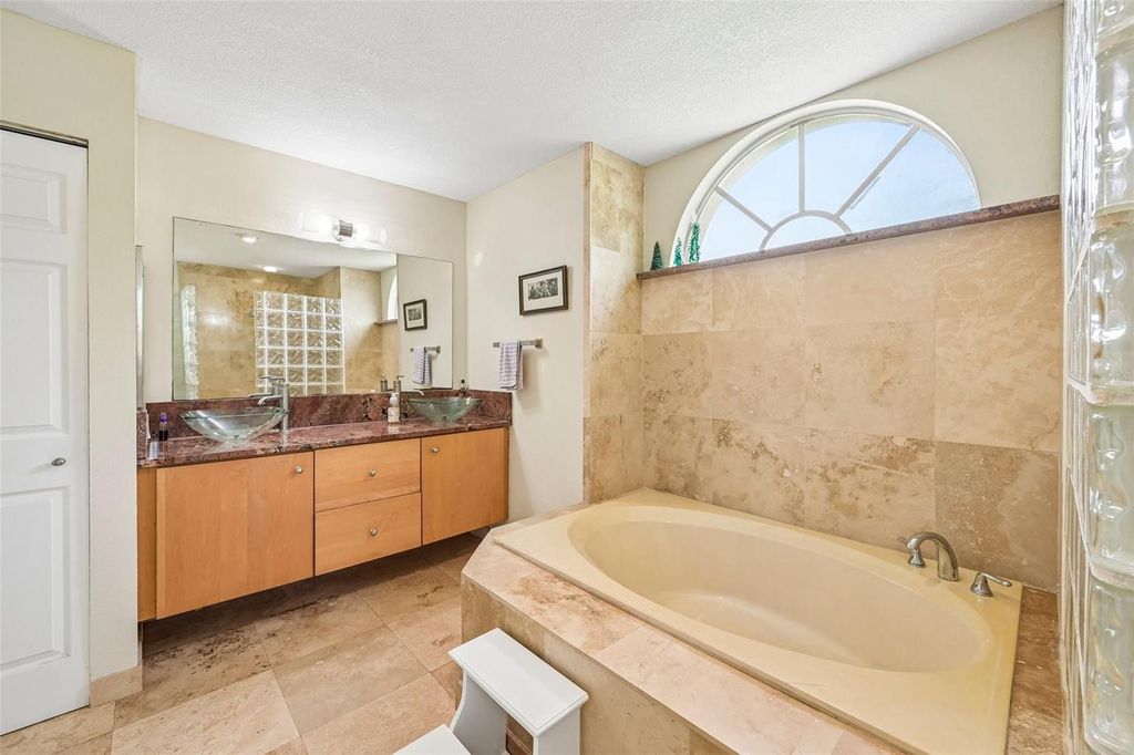 Image 17 of property listing at 6701 3RD STREET W, Bradenton, FL 34207