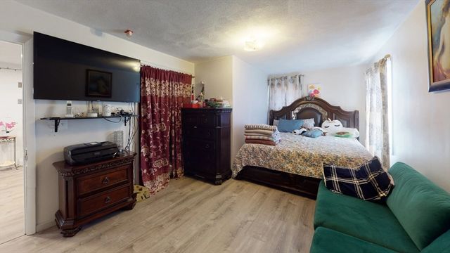 27 Kelley Court B, Boston, MA 02135