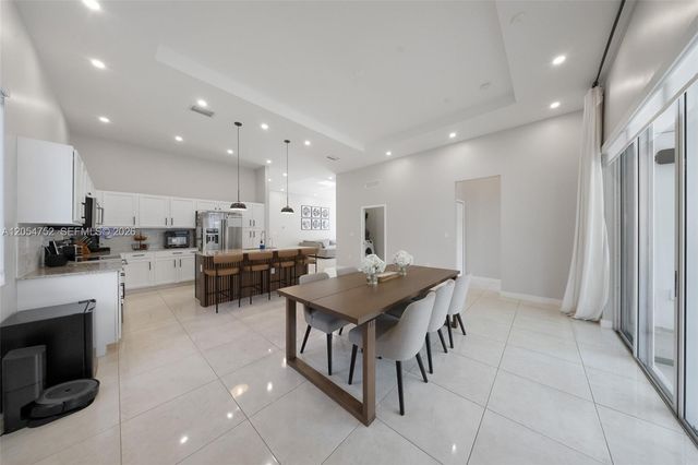 15274 SW 176th Lane, Miami, FL 33187