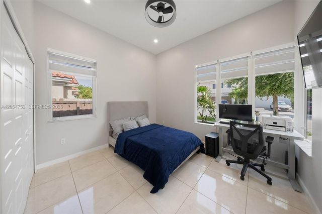 15274 SW 176th Lane, Miami, FL 33187