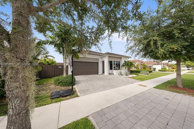15274 SW 176th Lane, Miami, FL 33187