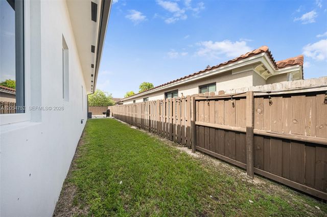 15274 SW 176th Lane, Miami, FL 33187