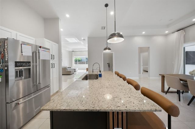 15274 SW 176th Lane, Miami, FL 33187