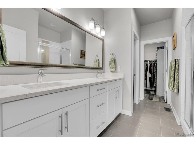 7040 W Alaska Dr, Lakewood, CO 80226