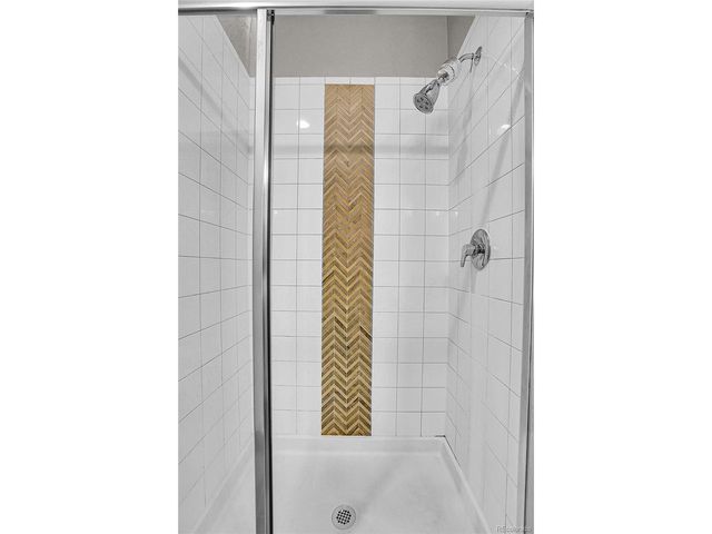 7040 W Alaska Dr, Lakewood, CO 80226