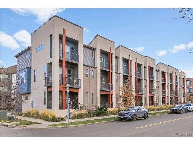 7040 W Alaska Dr, Lakewood, CO 80226