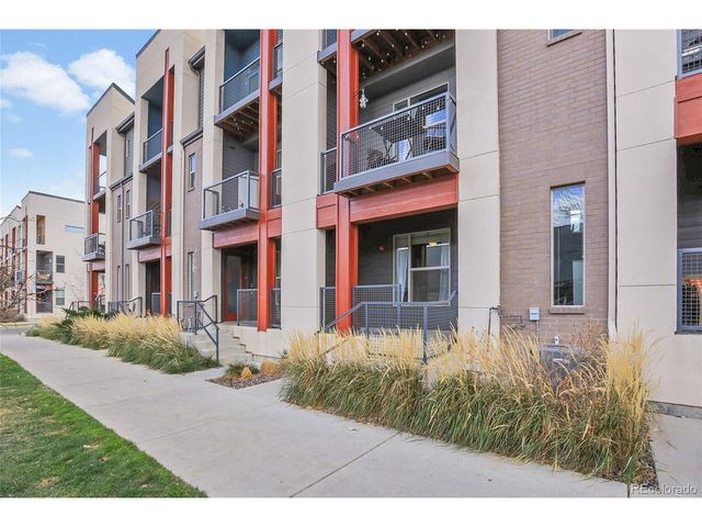 7040 W Alaska Dr, Lakewood, CO 80226