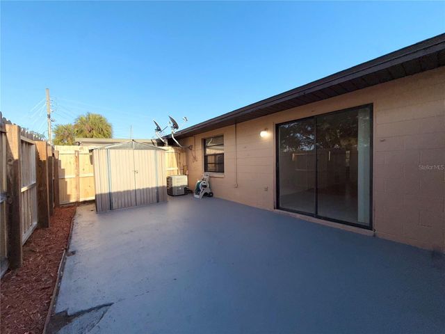 2011 CARIBBEAN DRIVE N, Kissimmee, FL 34741