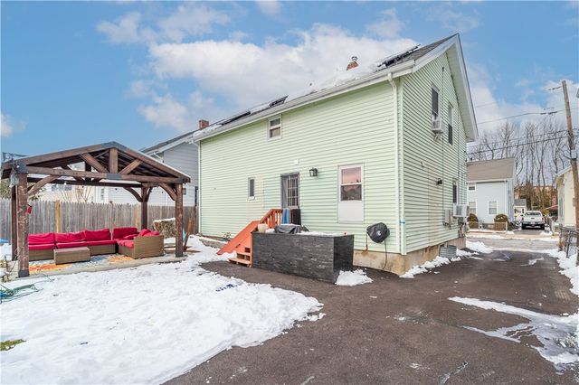 17 Beecher Street, Pawtucket, RI 02860