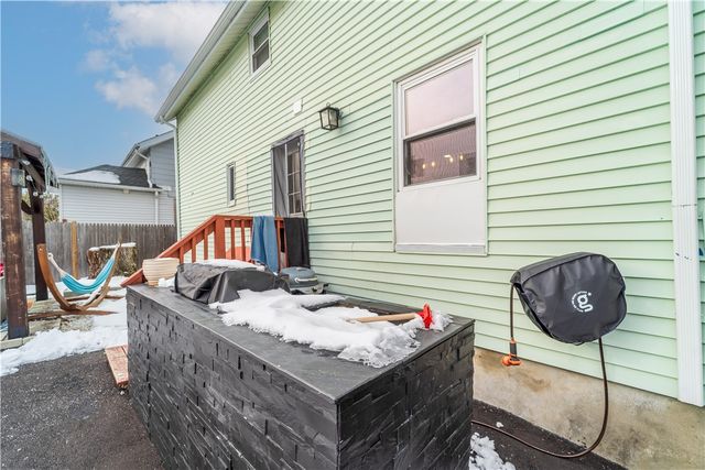 17 Beecher Street, Pawtucket, RI 02860