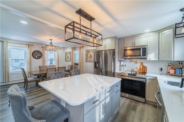 17 Beecher Street, Pawtucket, RI 02860