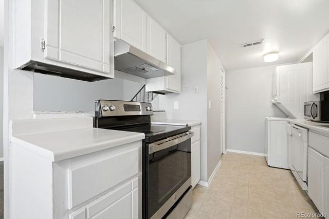 13395 E Louisiana Avenue, Aurora, CO 80012