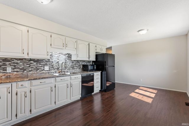 3711 Fritcha Avenue, Fort Wayne, IN 46806