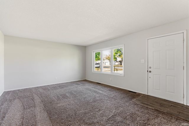 3711 Fritcha Avenue, Fort Wayne, IN 46806