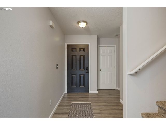 2149 Ne GRANDHAVEN St, Mc Minnville, OR 97128