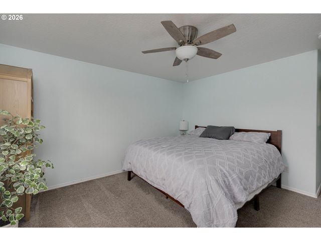 2149 Ne GRANDHAVEN St, Mc Minnville, OR 97128