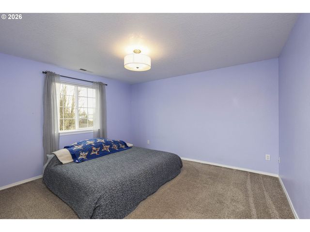 2149 Ne GRANDHAVEN St, Mc Minnville, OR 97128