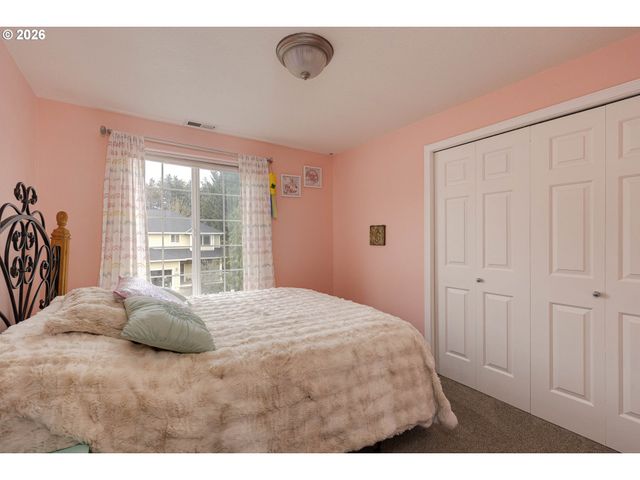 2149 Ne GRANDHAVEN St, Mc Minnville, OR 97128