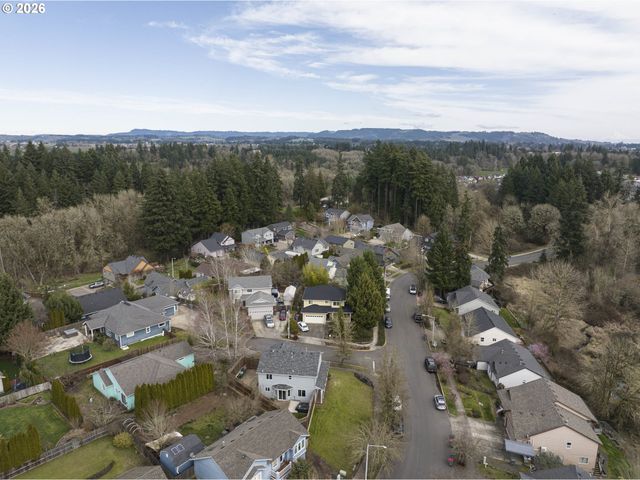 2149 Ne GRANDHAVEN St, Mc Minnville, OR 97128