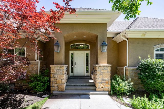 3467 E DANISH RD, Cottonwood Heights, UT 84093